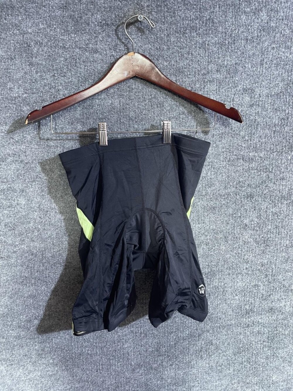 W Cycling Shorts Mens Large Black Yellow Padded Chamois 8.5 Inseam Bike Stretch